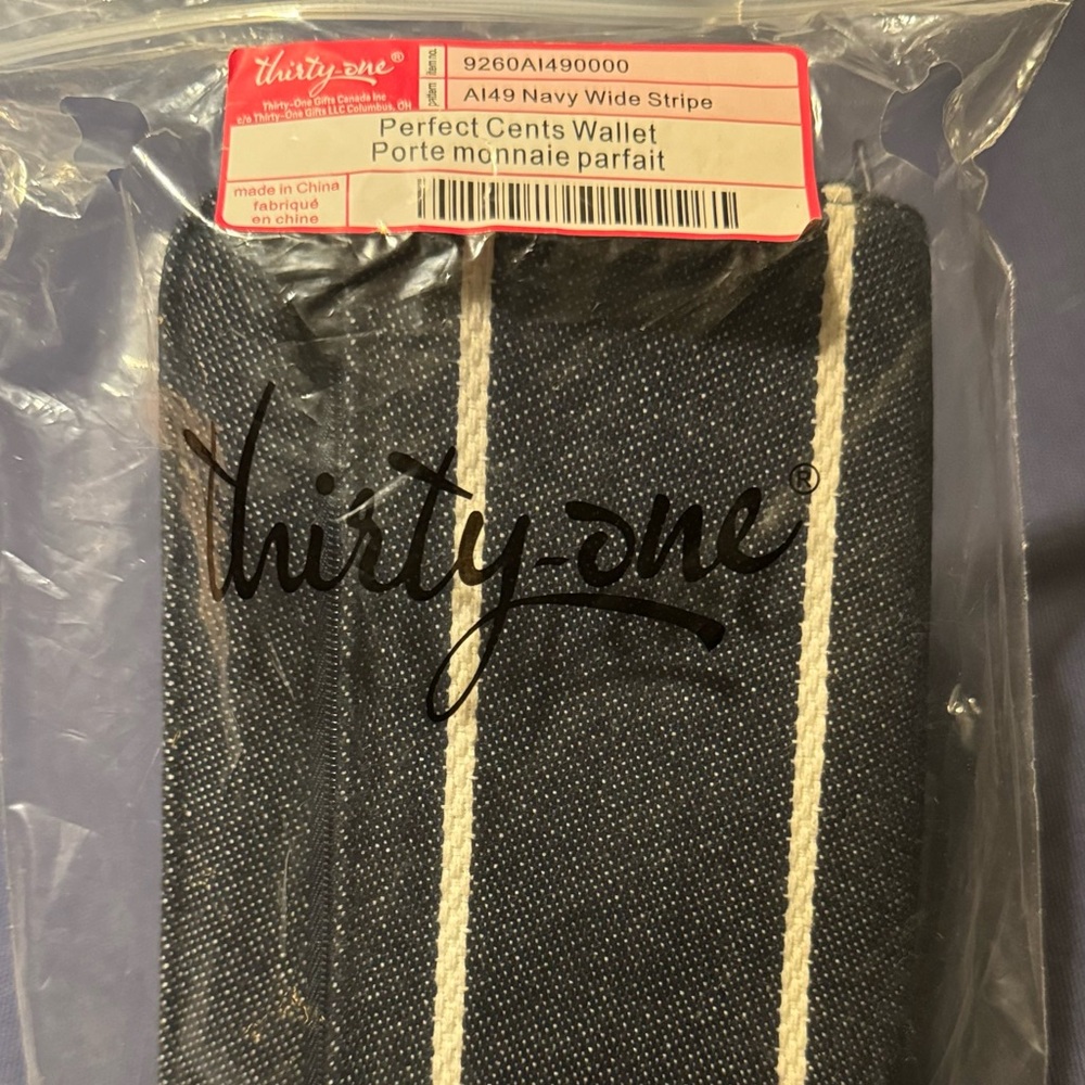 Thirty-One Perfect Cents Wallet Navy Wide Stripe